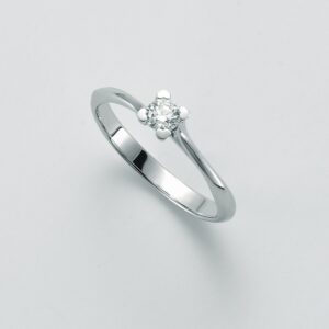 L’anello di fidanzamento di diamanti